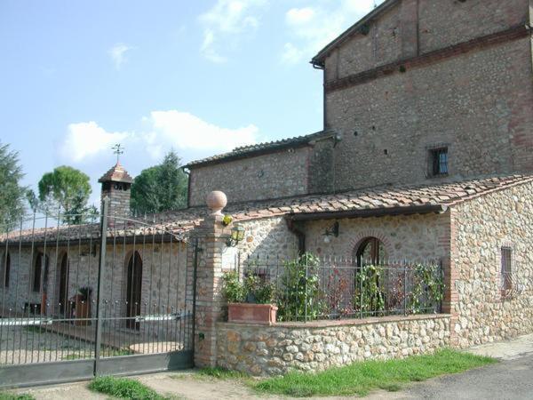 Гостевой дом Casale Il Colombaio Di Toiano Valli Экстерьер фото