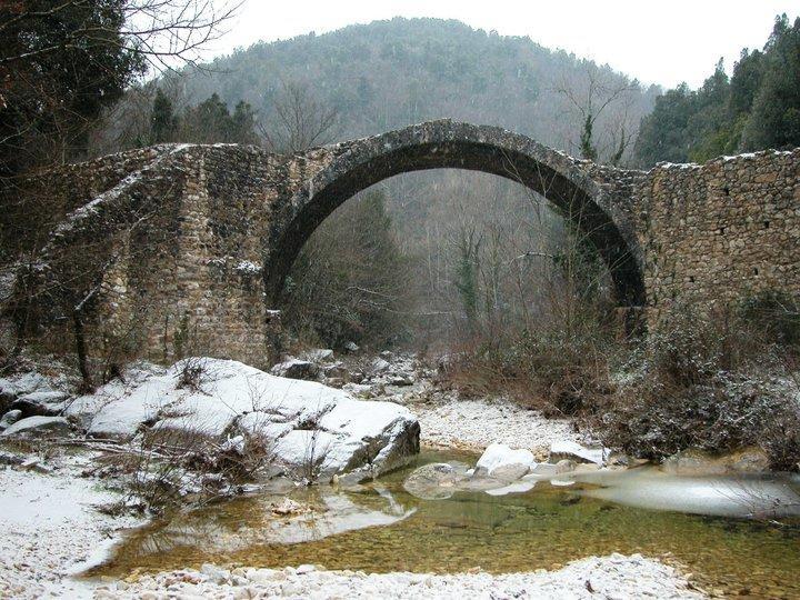 Гостевой дом Casale Il Colombaio Di Toiano Valli Экстерьер фото